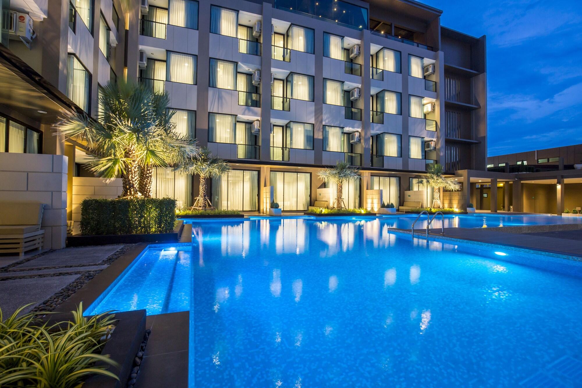 The Crystal Hotel Buriram - Formerly X2 Vibe Buriram Luaran gambar