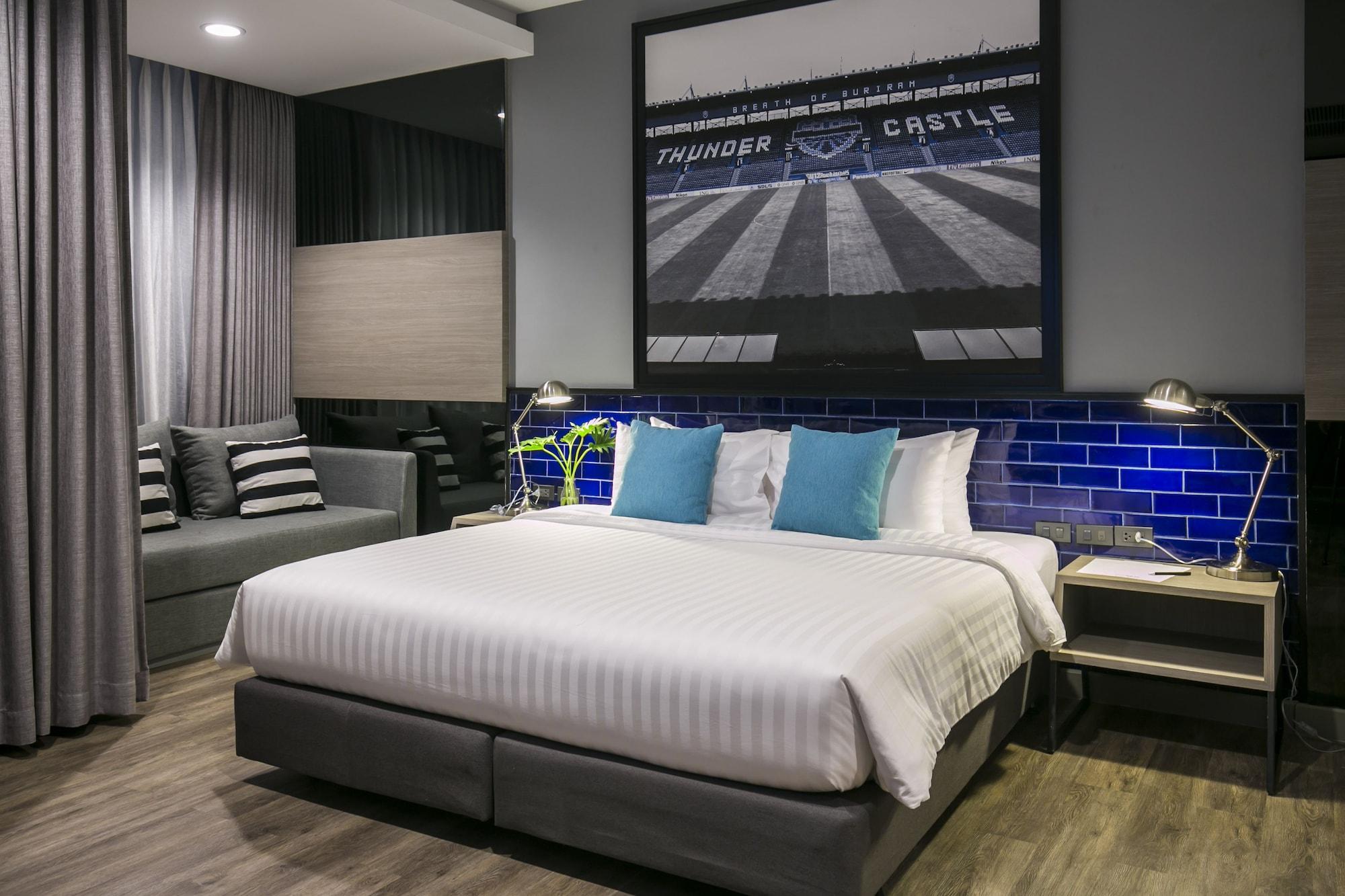 The Crystal Hotel Buriram - Formerly X2 Vibe Buriram Luaran gambar