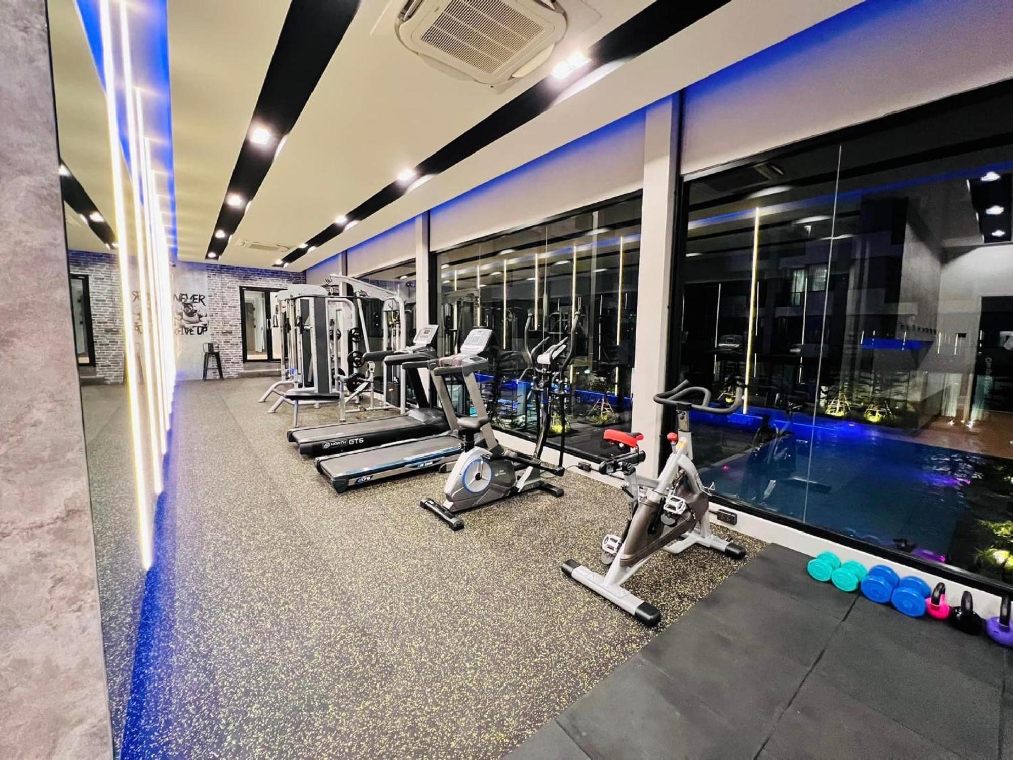 The Crystal Hotel Buriram - Formerly X2 Vibe Buriram Luaran gambar