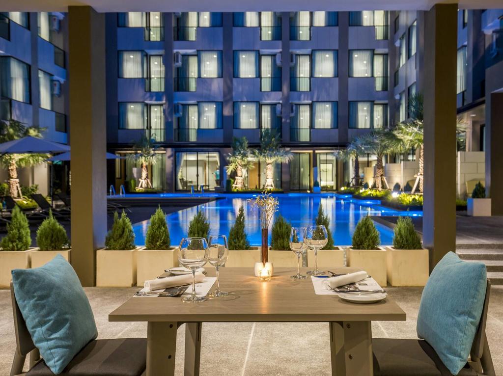 The Crystal Hotel Buriram - Formerly X2 Vibe Buriram Luaran gambar