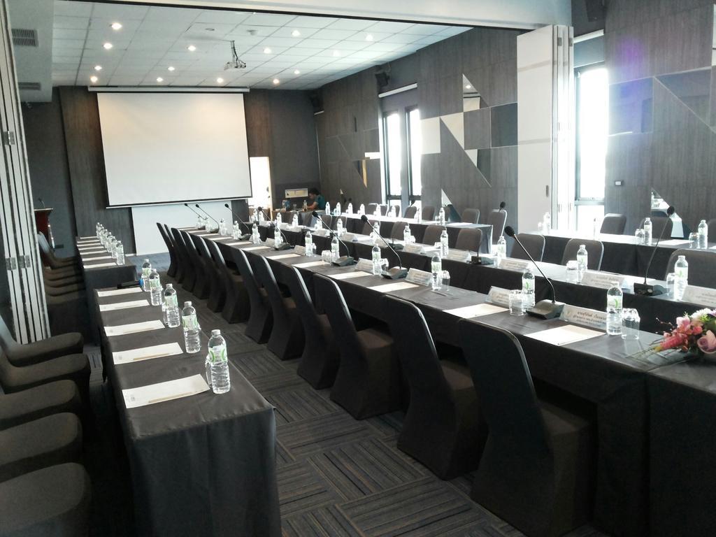 The Crystal Hotel Buriram - Formerly X2 Vibe Buriram Luaran gambar